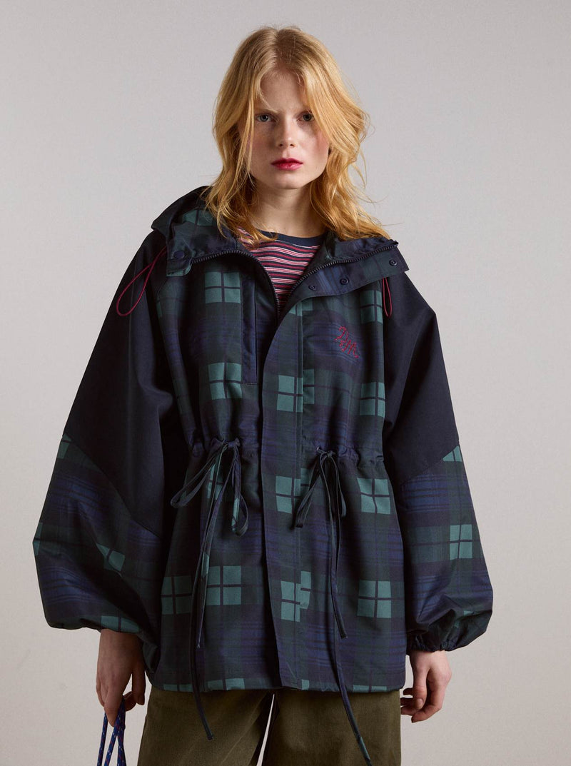 LIU RAINCOAT IN NAVY CHECK