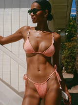 KENDALL TOP IN CORAL REEF