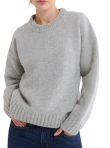 STUDIO SWEATER IN HEATHER GREY