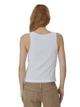 SNAP TANK IN MILK