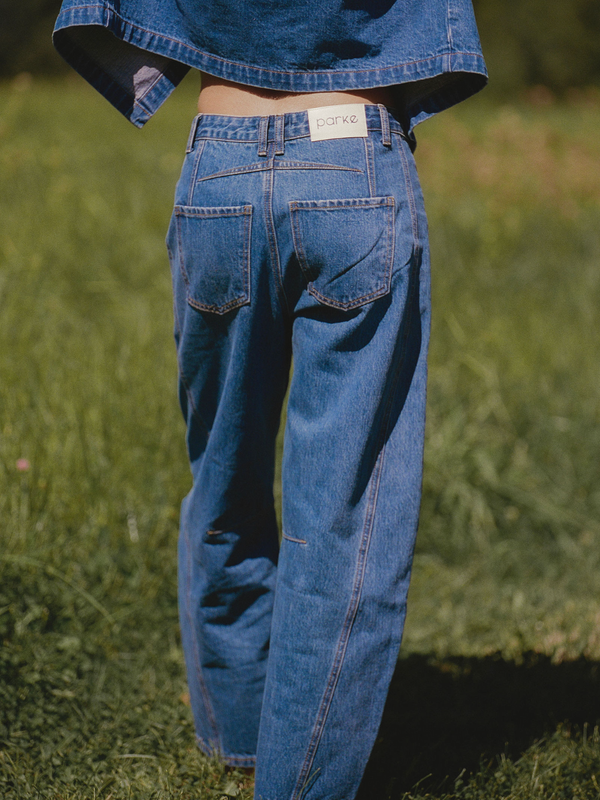 Horseshoe Jean in Med Wash Blue