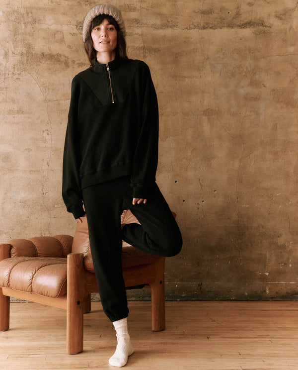 The Slouch Trail Sweatshirt in Almost Black