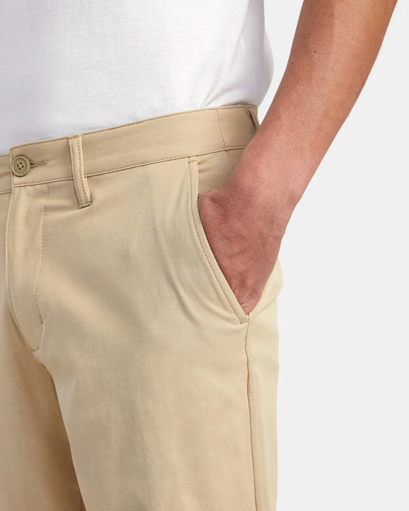 BACK IN HYBRID 19" SHORTS | 2 Colors