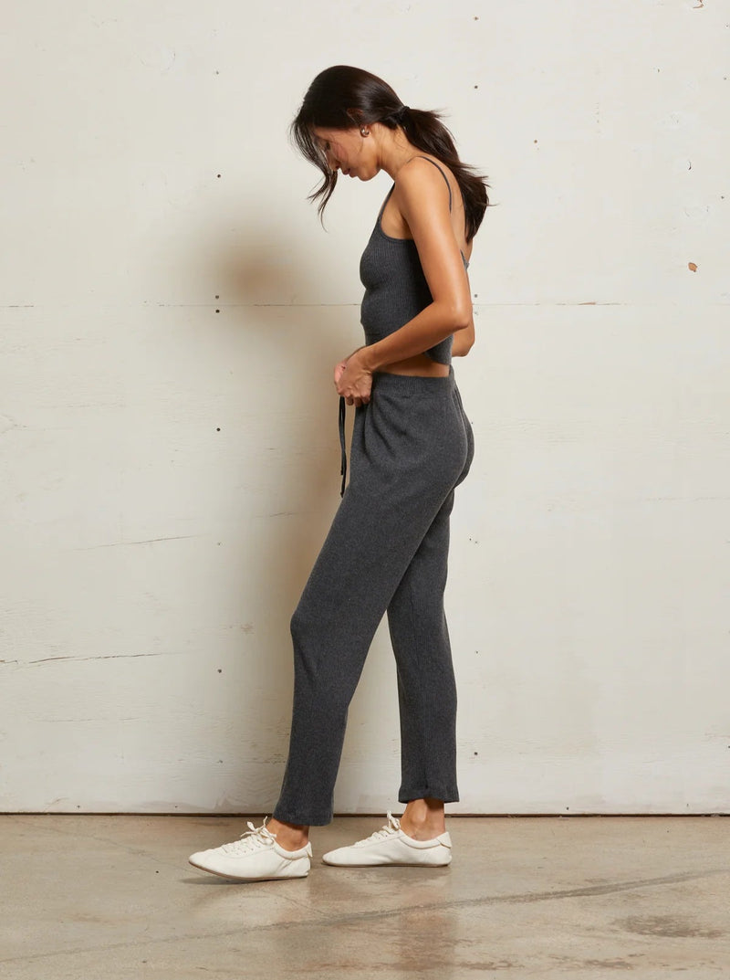 REMI RIB DRAWSTRING PANT IN CHARCOAL