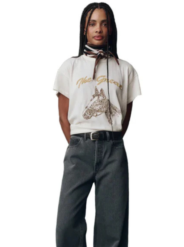 THE BOXY CREW HORSE EMBROIDERY IN WASHED WHITE