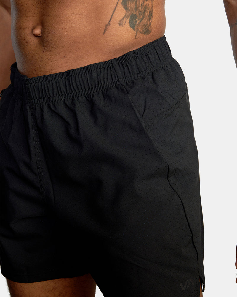 YOGGER JOGGER LINED SHORTS 15"